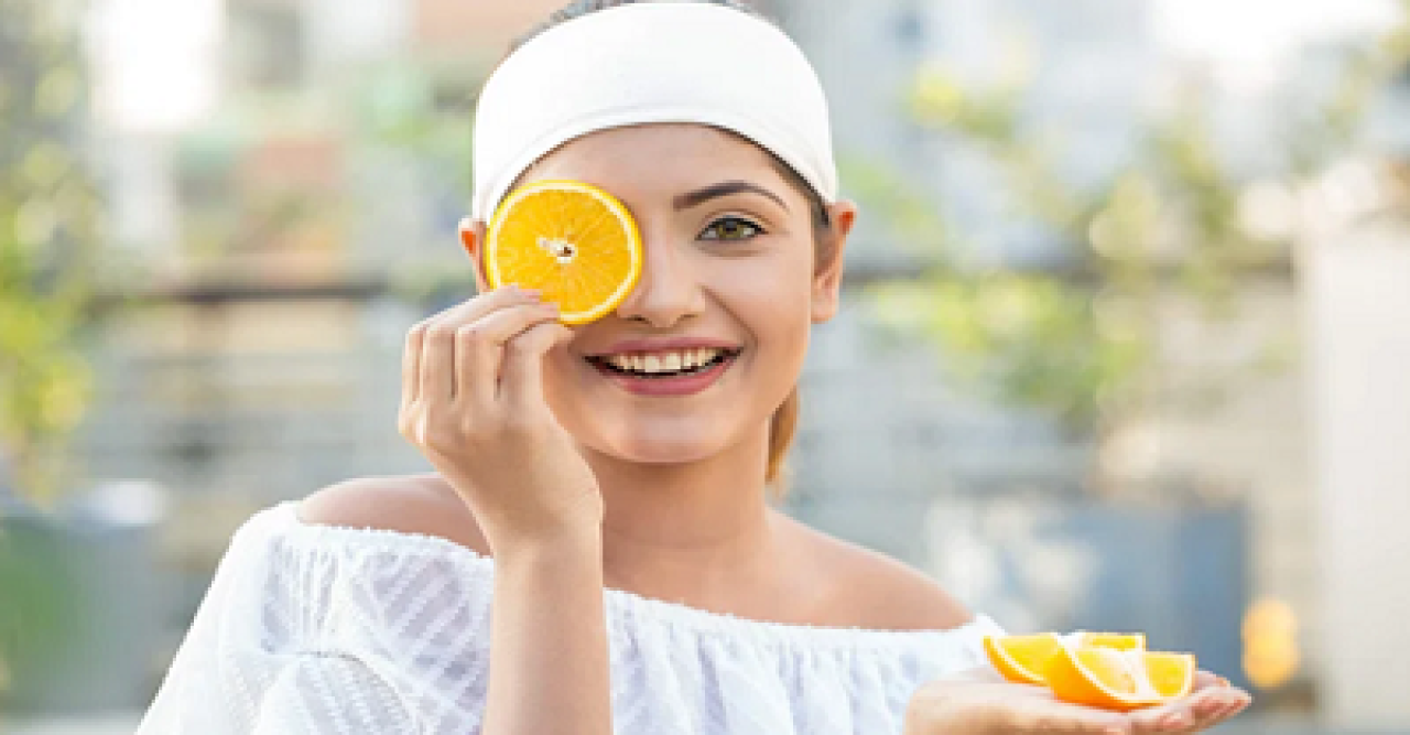 টানটান ত্বক ধরে রাখতে ডায়েটে যোগ করুন এই ৫ খাবার