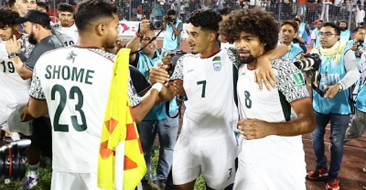 ২২ বছরের আক্ষেপ ঘুচিয়ে ভারতকে হারাল বাংলাদেশ