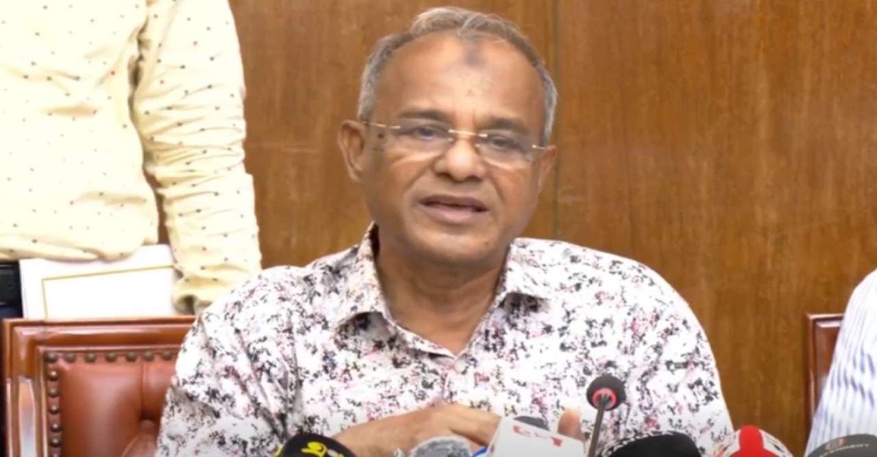 স্বরাষ্ট্র উপদেষ্টা :একটি রাজনৈতিক দল নির্বাচন বানচালের চেষ্টা করছে