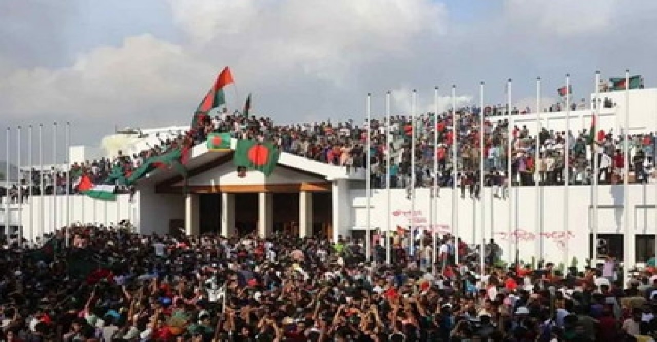 সংবিধান আদেশে জুলাই সনদ বাস্তবায়নের সুপারিশ বিশেষজ্ঞদের