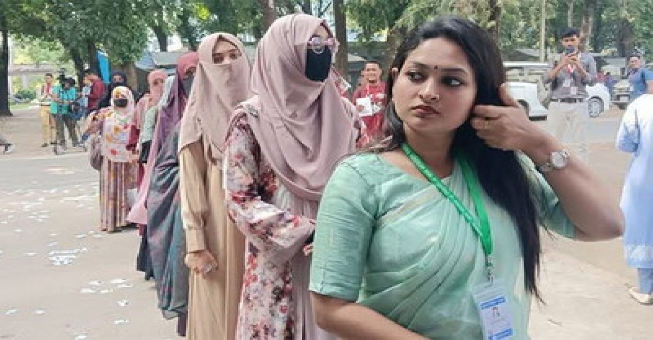 রাকসু নির্বাচনের ভোটগ্রহণ শেষ, চলছে গননা