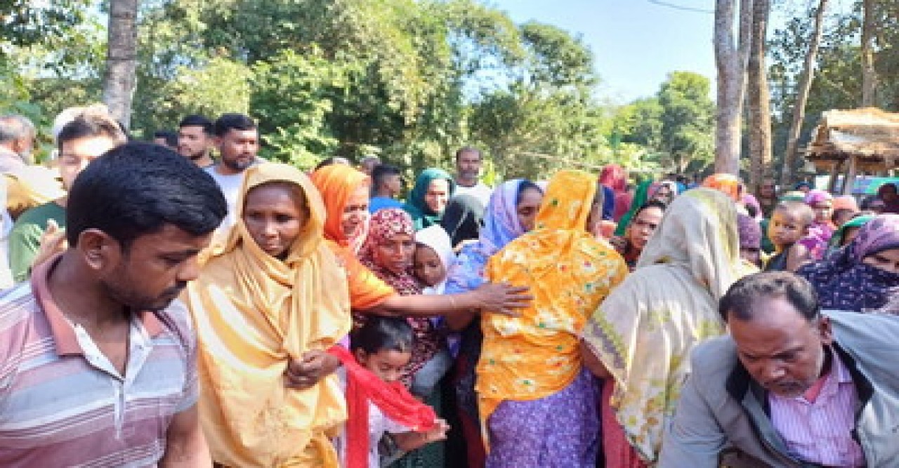 বাঘায় পাওয়ার টিলারের নীচে চাপা পড়ে চালকের মৃত্যু
