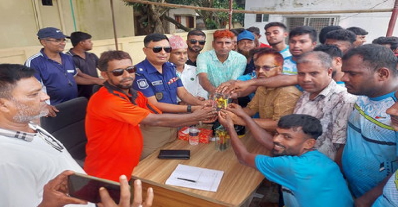 তানোর থানার কমিউনিটি পুলিসিং কমিটির আয়োজনে কাবাডি খেলা অনুষ্ঠিত