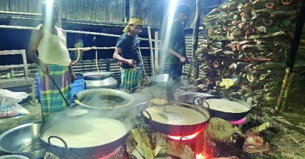 পোড়াবাড়ীতেই অস্তিত্ব সংকটে চমচম