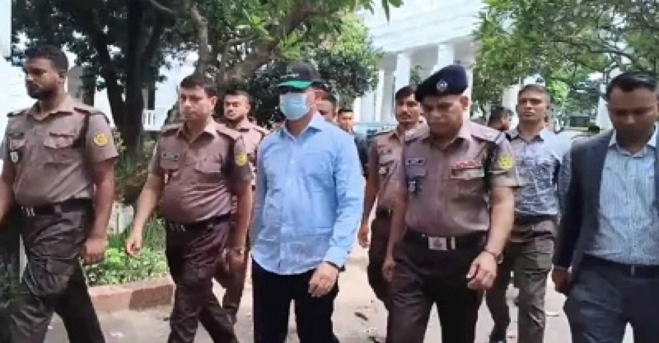 কাউন্সিলর একরাম হত্যা: ট্রাইব্যুনালে ব্রিগেডিয়ার জেনারেল মিফতাহ-বদি