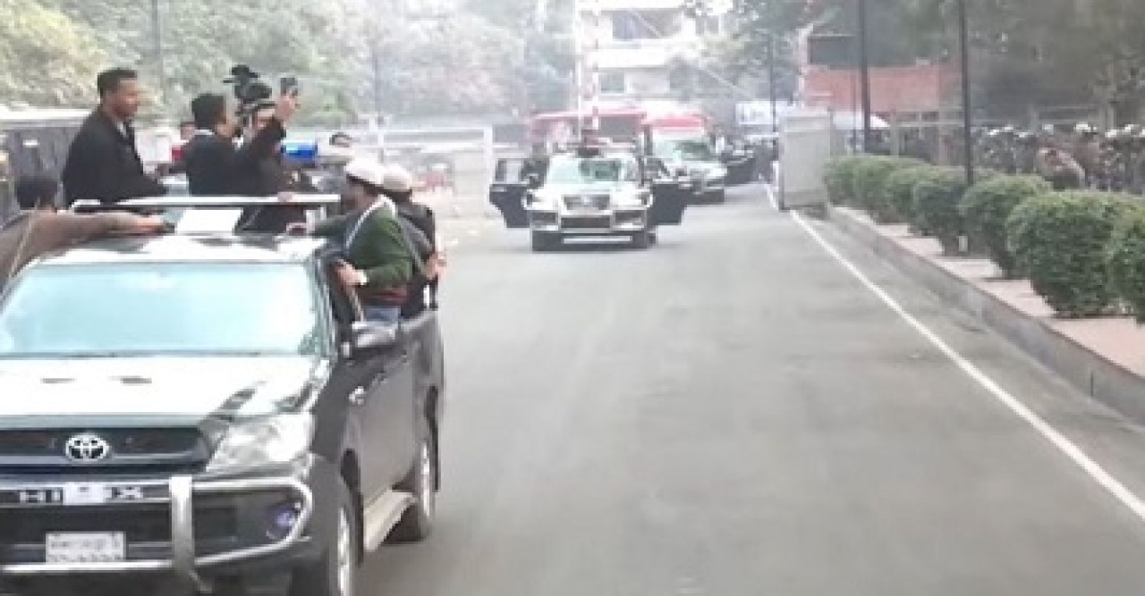 সংসদের দক্ষিণ প্লাজায় পৌঁছেছে খালেদা জিয়ার মরদেহ