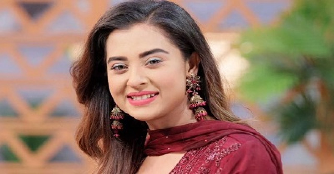মা হওয়ার গুজবে আইনি পদক্ষেপ নেওয়ার ইঙ্গিত বুবলীর