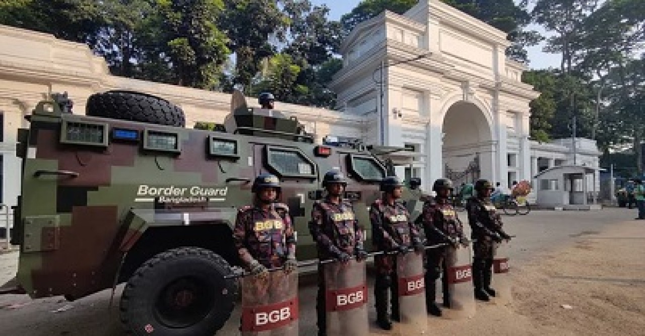 ট্রাইব্যুনাল এলাকায় বিশেষ নিরাপত্তা