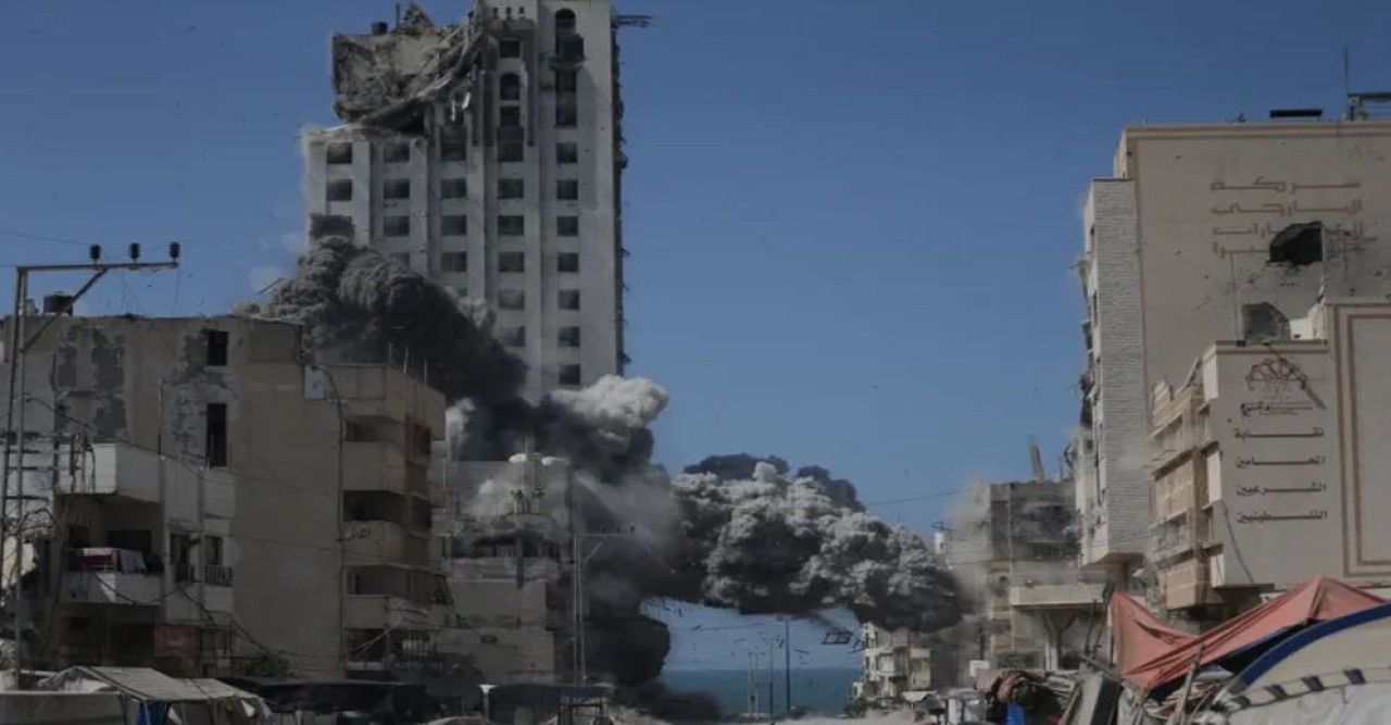 গাজা সিটিতে ব্যাপক ধ্বংসযজ্ঞ চালাচ্ছে ইসরাইল, নিহত ৫১