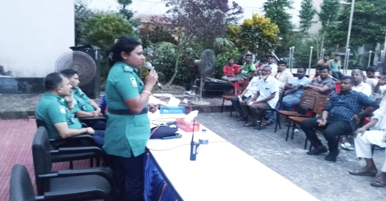 পবা থানায় অপরাধ প্রতিরোধে পুলিশ-জনগণের যৌথ প্রচেষ্টার আহ্বান
