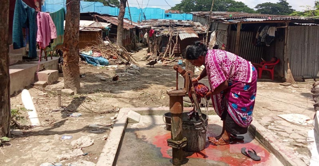 রোববার ছাড়তে হবে ঘর,শুক্রবার খাসি জবাই করে খাওয়ানো হবে মালিকানা দাবি করা সাজ্জাদ