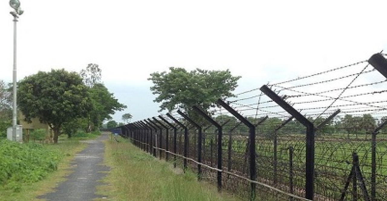 সীমান্তে বিএসএফের গুলি, পালটা জবাব বিজিবির