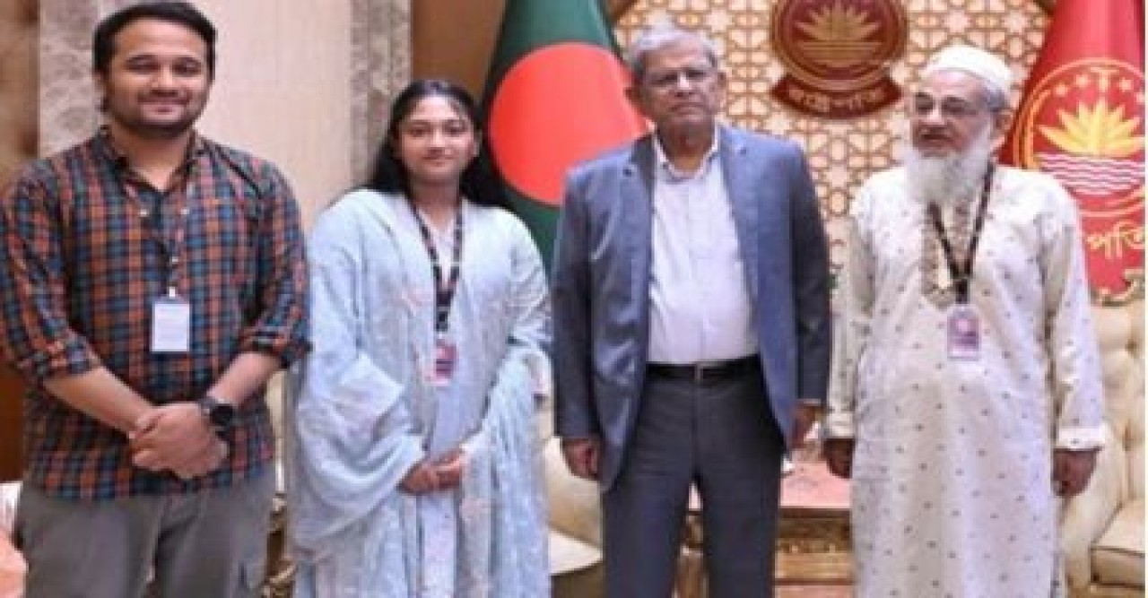রাষ্ট্রপতির সঙ্গে সৌজন্য সাক্ষাৎ মুগ্ধর পরিবারের