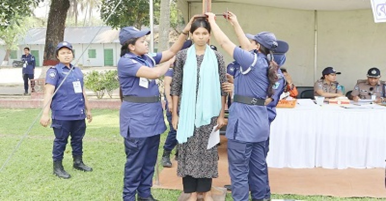 বাংলাদেশ পুলিশে বিশাল নিয়োগ বিজ্ঞপ্তি, আবেদন করবেন যেভাবে