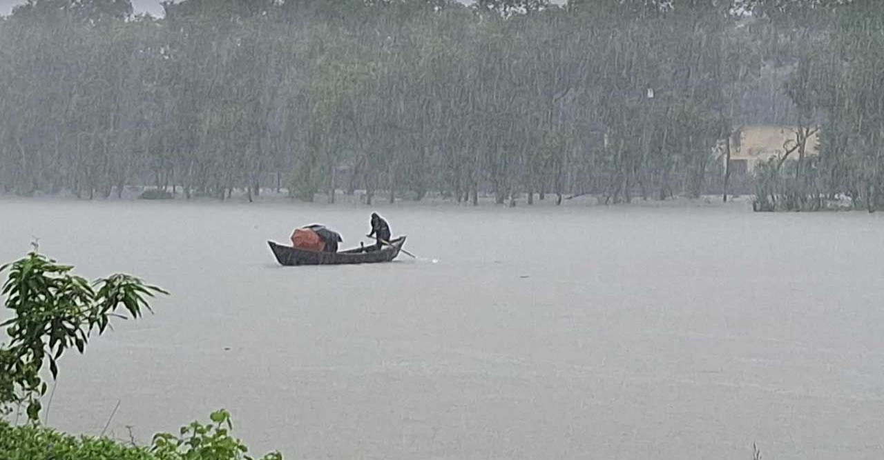 রাজশাহী-রংপুর বিভাগে অতি ভারী বৃষ্টির আভাস
