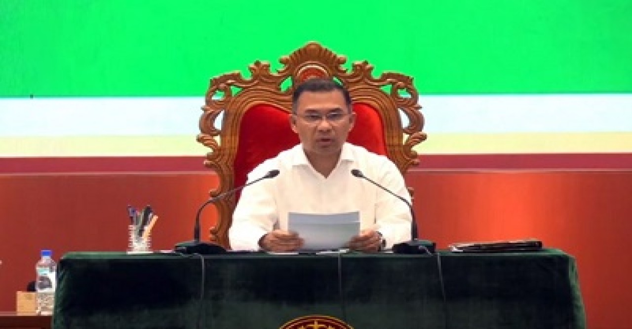 সশস্ত্র বাহিনী কোনো ব্যক্তি, দল বা পরিবারের সম্পদ নয়: প্রধানমন্ত্রী