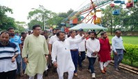 আধুনিকায়নের লক্ষে পরিদর্শন করেন রাসিক প্রশাসক ও প্রাণিসম্পদ অধিদপ্তরের ডিজি