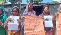 রাজশাহীর মোল্লাপাড়ার পাহাড়িয়ারা এখনও শঙ্কিত, পাশে অনেকে