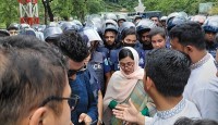হবিগঞ্জে যাওয়ার পথে বাধার মুখে এনসিপি নেতাদের গাড়িবহর