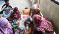 রাজশাহীতে নেশার টাকার জন্য মা-ভাইকে কোপাল মাদকাসক্ত যুবক