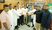 রাসিক প্রশাসকের সাথে রাজশাহী চেম্বারের নবনির্বাচিত নেতৃবৃন্দের সৌজন্য সাক্ষাৎ